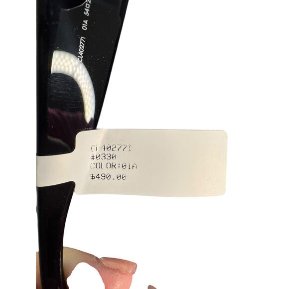 Celine NWT Bold Three Dots 54MM Butterfly Sunglasses in Black - Picture 6 of 12